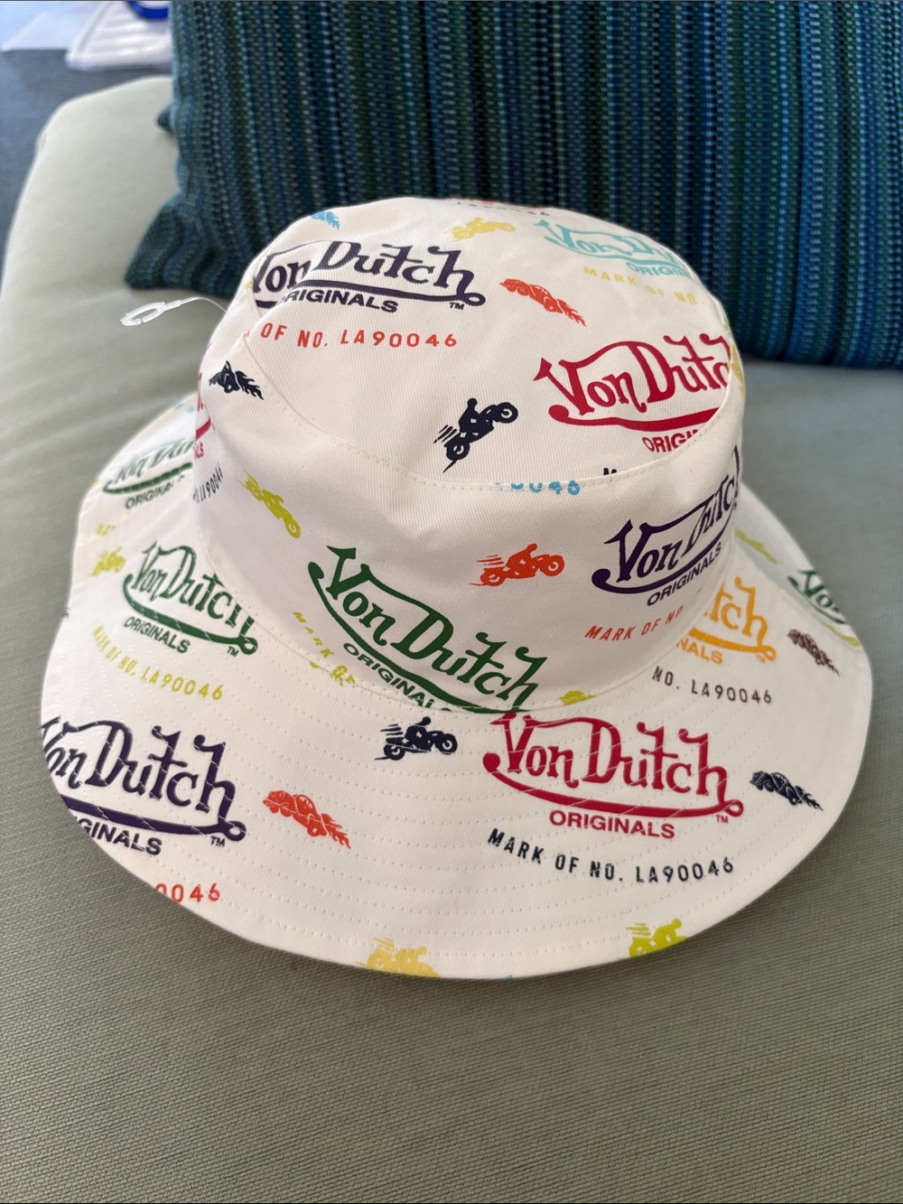 Von Dutch White Bucket Hat with Multicolor Logos NWOT